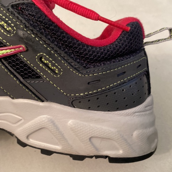 Nike Alvord running shoes 396037-007 - Picture 7 of 16